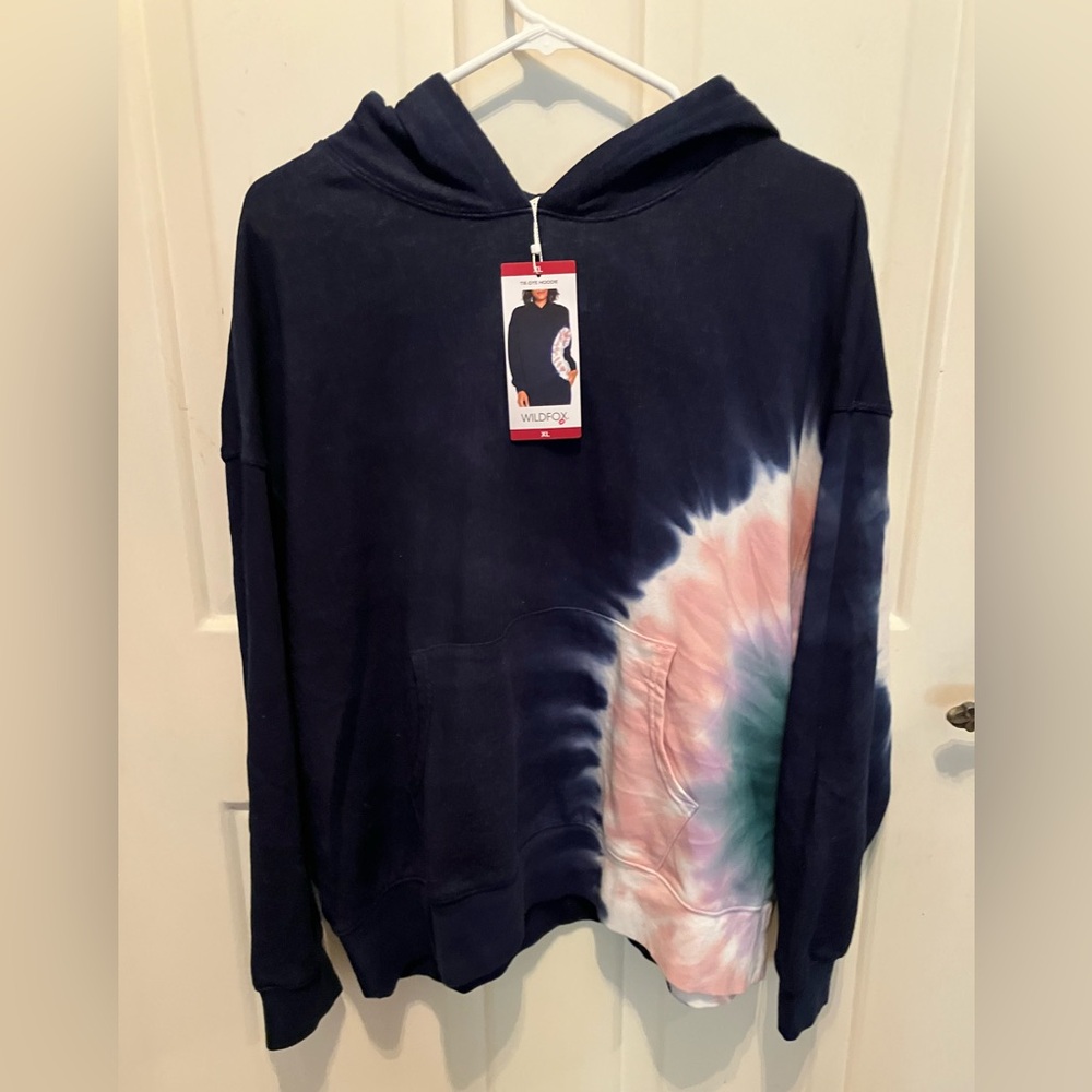 NEW Wild Fox Women's Pullover Hoodie Size XL Tie Dye Kangaroo Pocket Retail $126